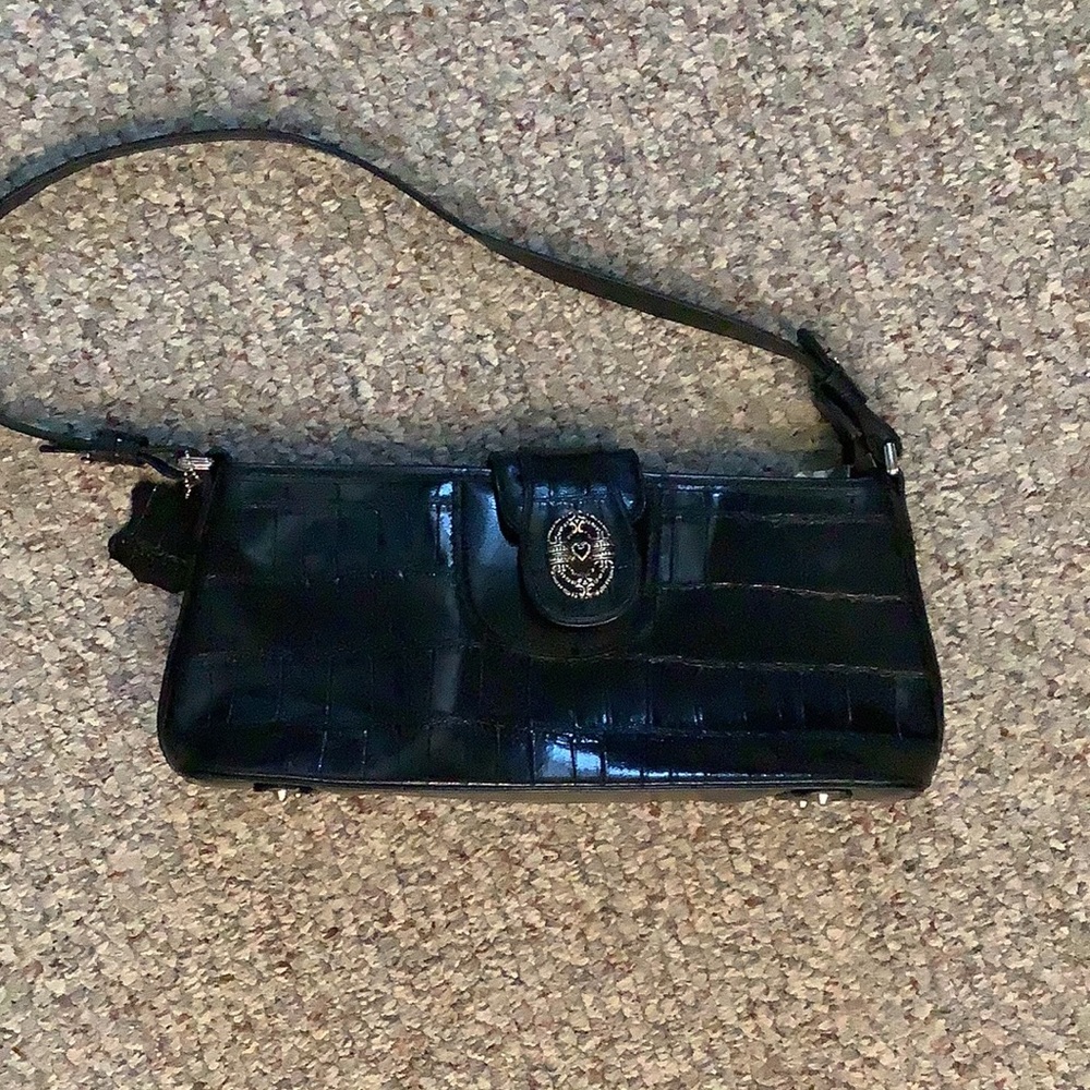 MC black shoulder bag